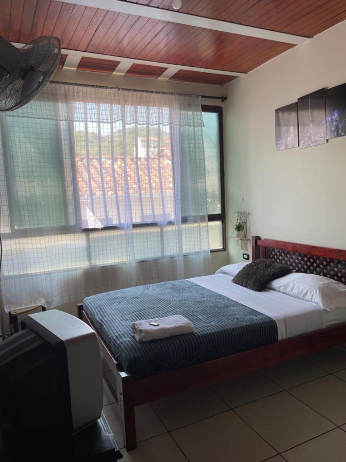 Otono Hostel Сан-Хиль Экстерьер фото