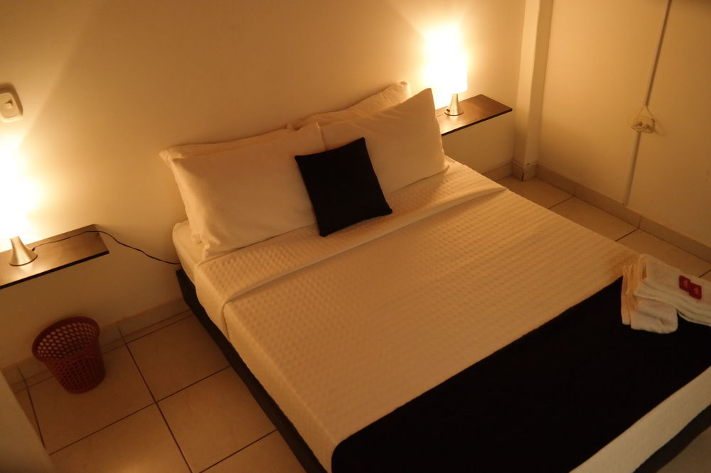 Otono Hostel Сан-Хиль Экстерьер фото